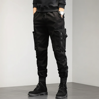 Schwarz