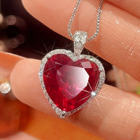 Ruby Anhänger mit Box-Kette